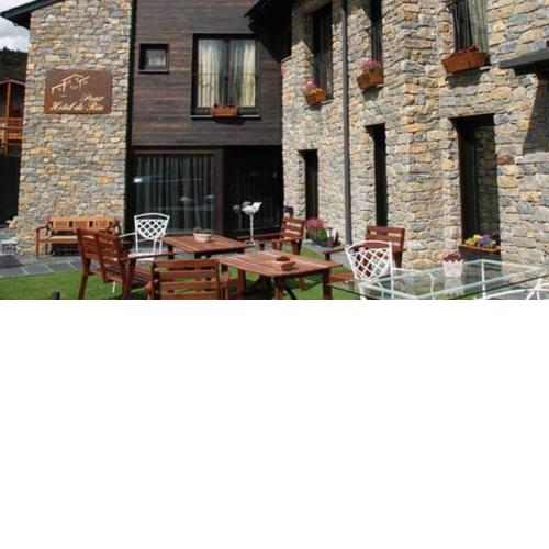 Petit Hotel de Riu