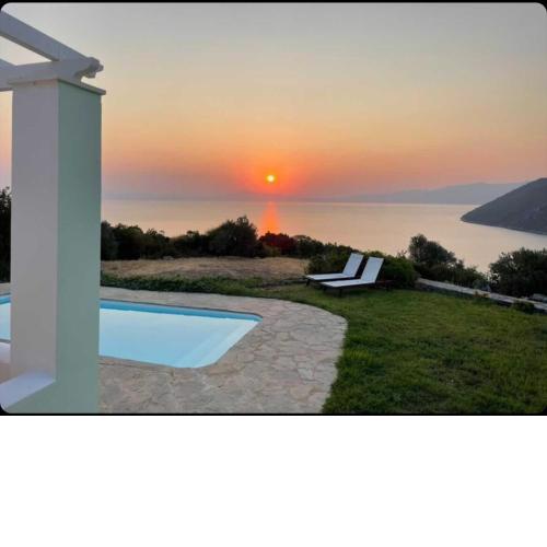 Petra Mare Village