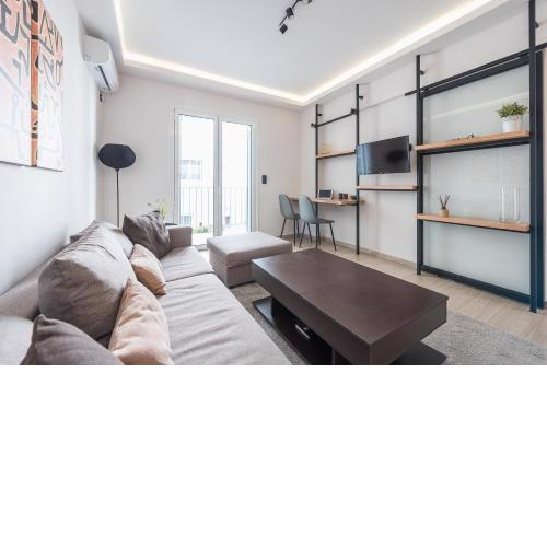 Petraki Residence 1bdr Apt with balcony 1 min from Ermou str