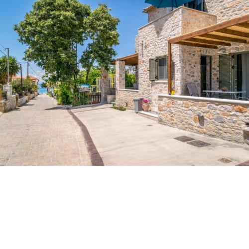 Petras Gi - Stone Houses