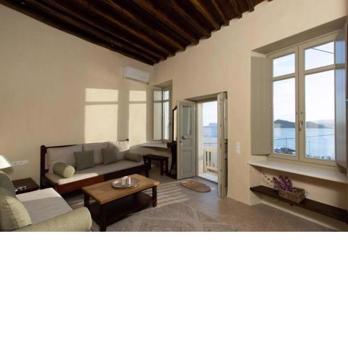 Petrino Naxos