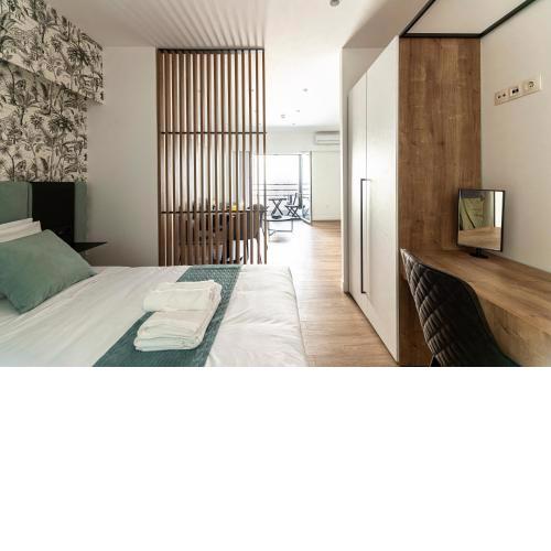 Phaedrus Living Deluxe Kriel Suites 102