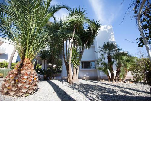 Phalanthos B&B