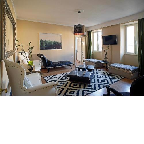 Pheelia Suite by Corfuescapes