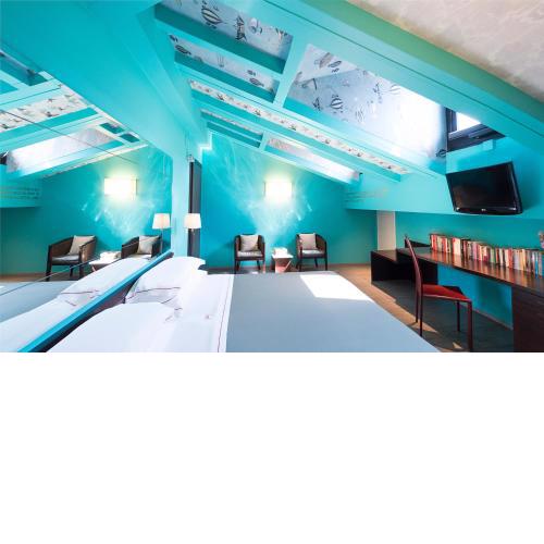 PHI HOTEL BOLOGNA "Al Cappello Rosso"