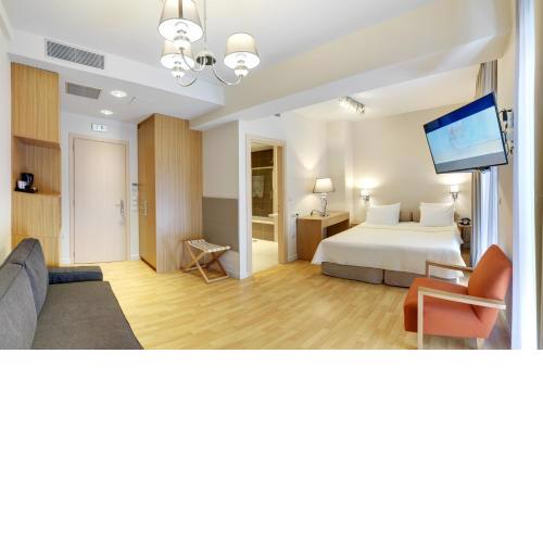 Phidias Piraeus Hotel