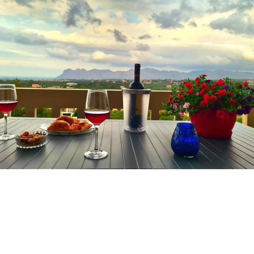 Physis Apt- Big comfortable apartment with view