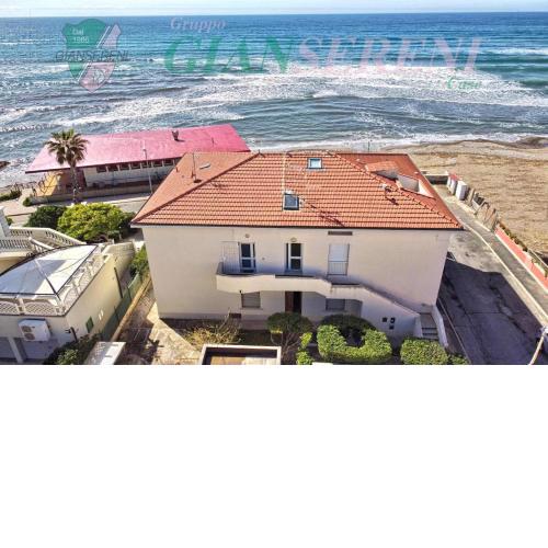 PIANOSA - Elegante appartamento sul mare