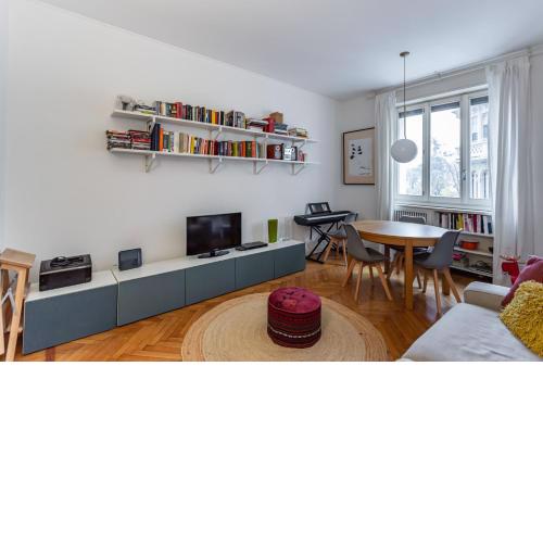 Piazza Aspromonte & M1 Loreto Cozy Apartment