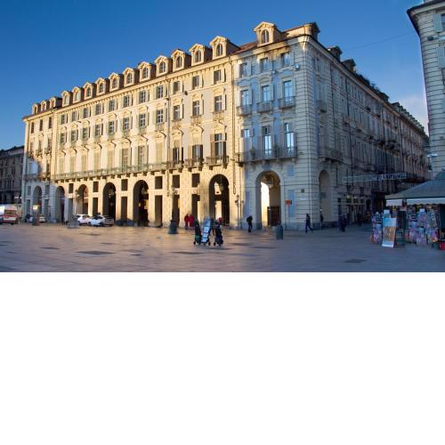 Piazza Castello Suite