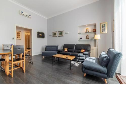 Piazza del Popolo Apartment with View