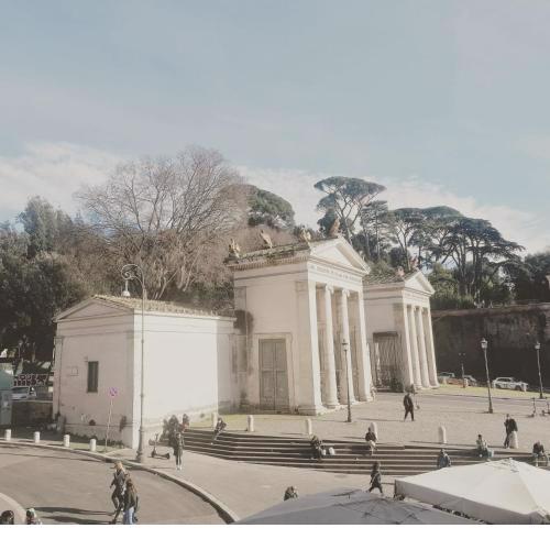 Piazza del popolo Bosuiterome