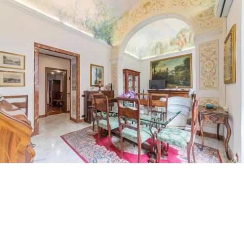 Piazza Vittorio Exclusive Apartment