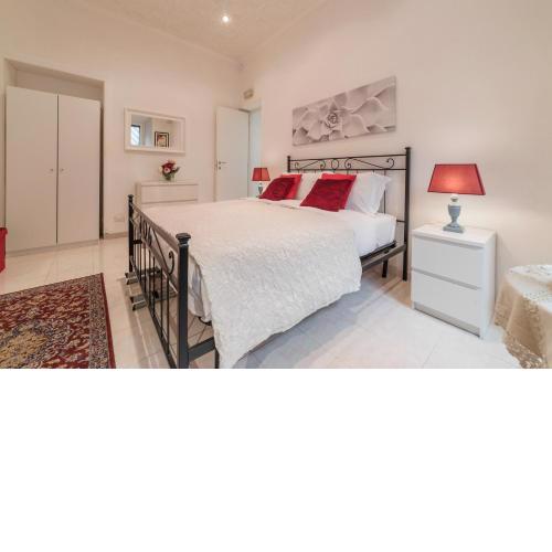 Piazza Vittorio NETFLIX Apartment