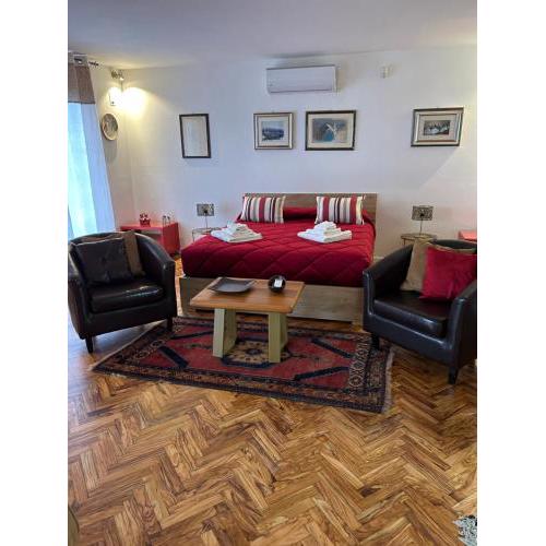 Piccola Suite
