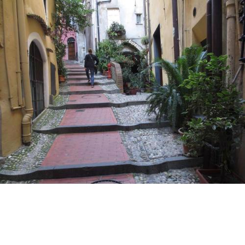 PICCOLO LOFT NEL CUORE DI SANREMO