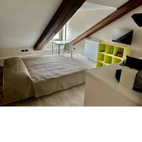 Piccolo loft sui tetti di Torino