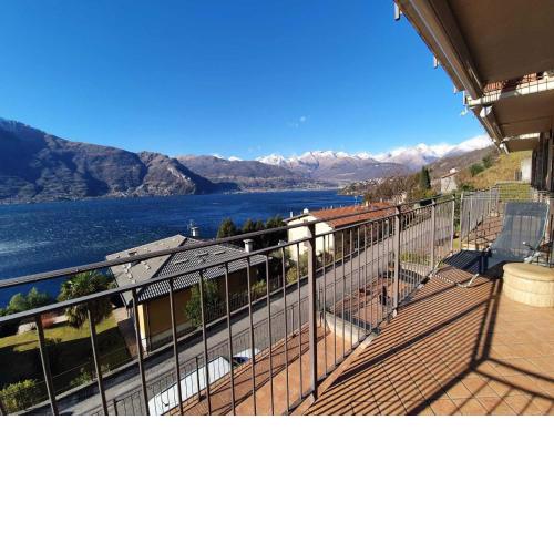 Picturesque apartment in Dorio with balcony