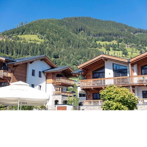 Picturesque Holiday Home in Mezzolago with Terrace