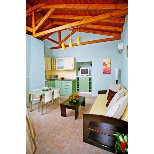 PIERIDES SUITES