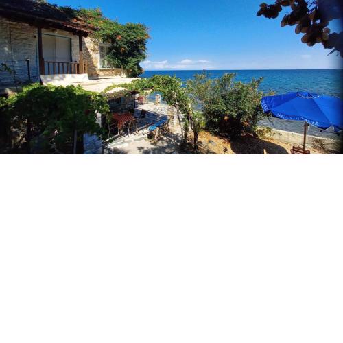 Pilion-Unique House at the Aegean Sea