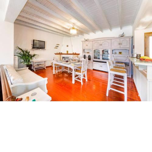 Pilot's cottage