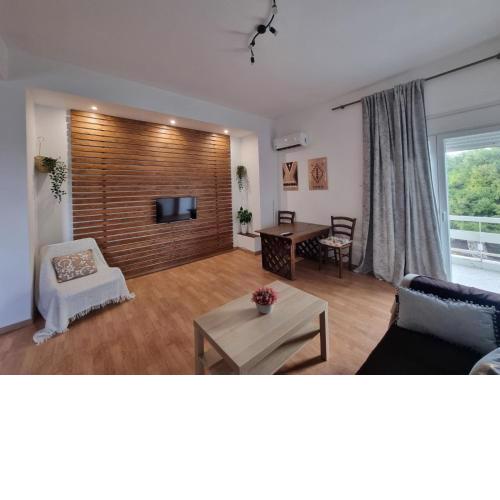 PINE TREE apartment