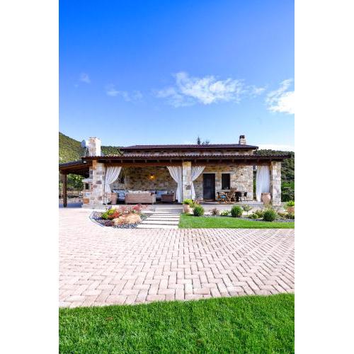 Pinelia Home