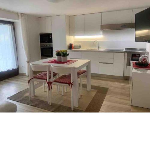Pinzolo, grazioso appartamento, wellness a 100 metri