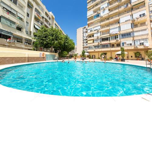 Piscinas - Wifi - Fire Stick Amazon - 10 min Playa - 5 min Centro - Recién reformado