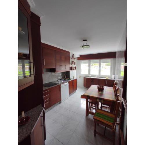 Piso 4 habitaciones Valdoviño cerca de la Playa