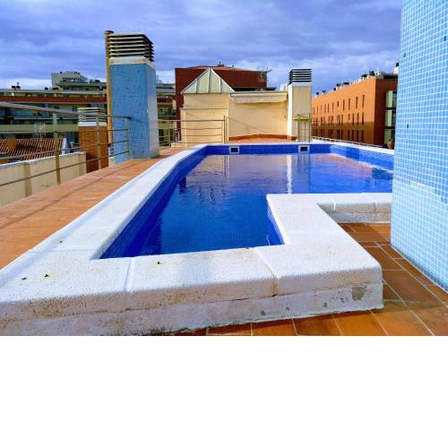Piso en Terrassa Centro con Piscina Terraza Vistas a 20' de Bcn