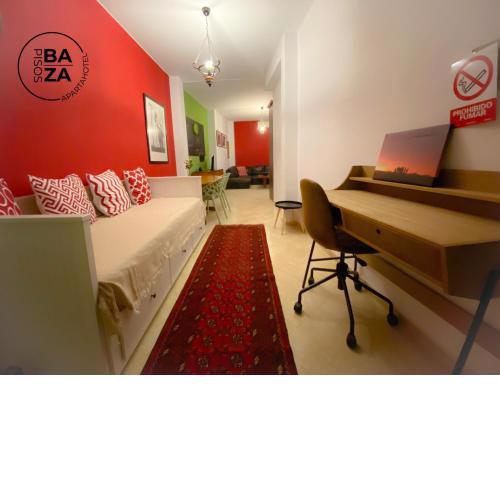 Pisos Baza, Tres apartmentos en Baza Central