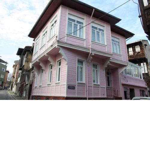 Piya Hostel