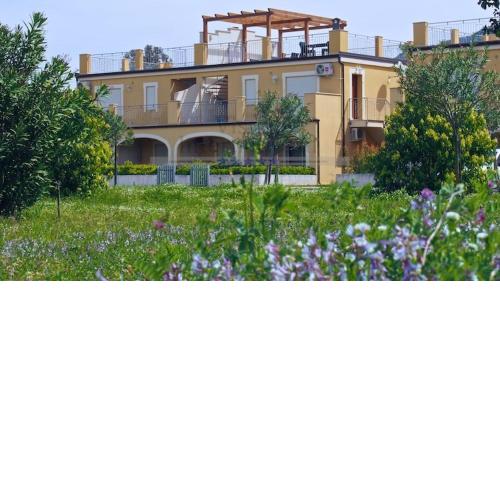 Pizzo Beach Club two bed Apartments