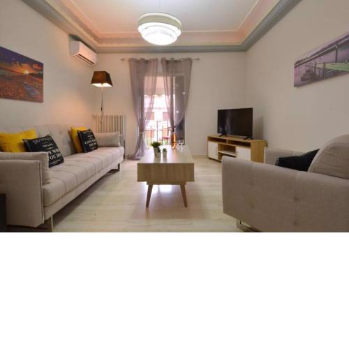 Plaka, Apartment in the old historical neighborhood of Athens