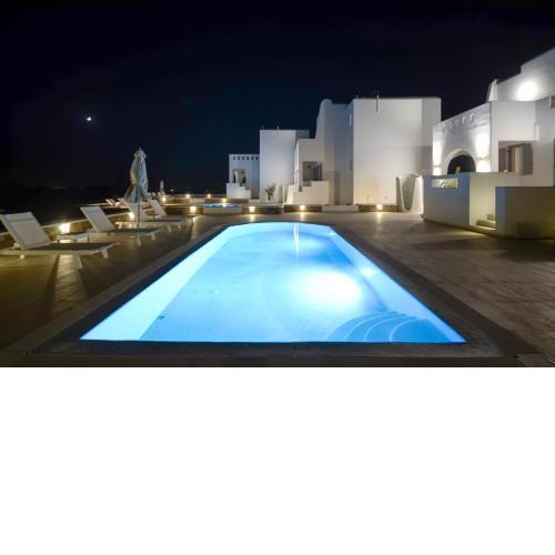 Plaka Collection