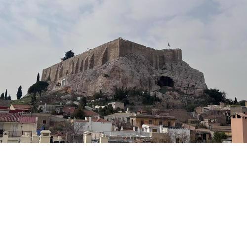 Plaka With Acropolis Rooftop View Access