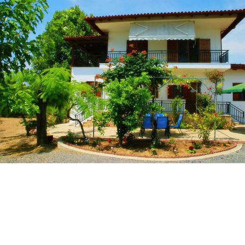 Platanos Apartment