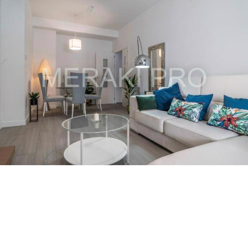 Playa Granada, Piso En Urbanizacion Nueva 6 Pax Beach, Golf, Ski,sun