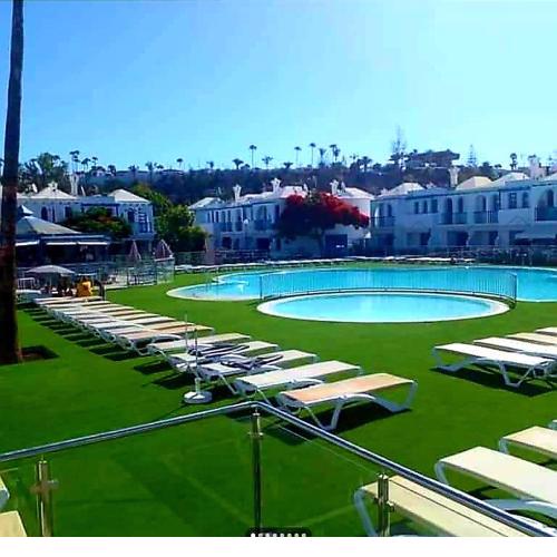 Playmar blue bungalow