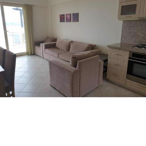 Pleasant 1 bed apartment with breathtaking views!