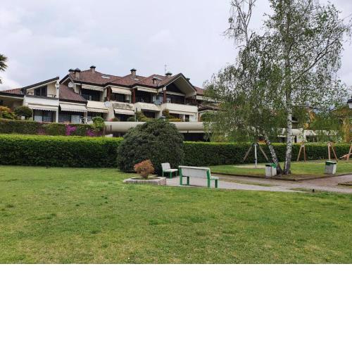Pleasant apartment in Feriolo di Baveno on the lake