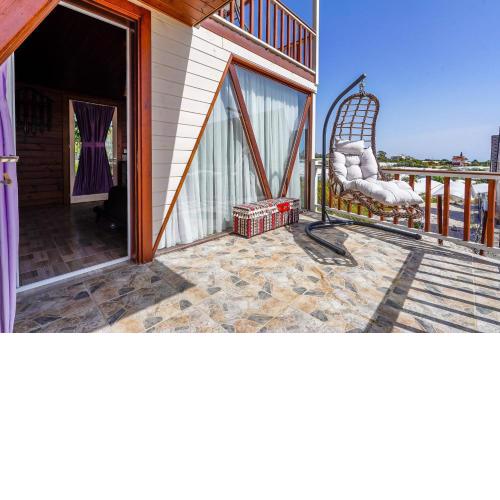 Pleasant Bungalow with Shared Pool in Antalya