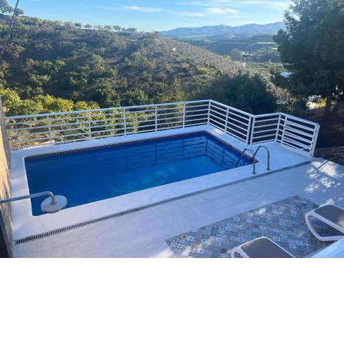 Pleasant holiday home in Álora with pool