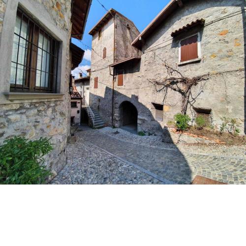 Pleasant holiday home in Marone with balcony terrace