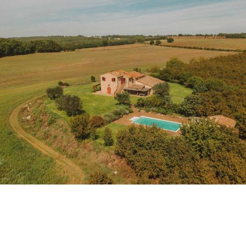 Pleasant Holiday Home in Orte with Private Pool