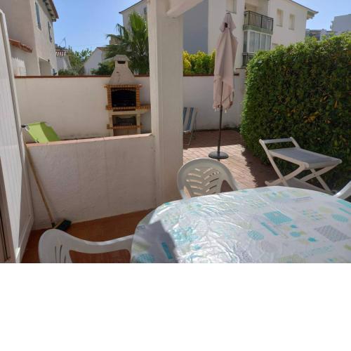 Pleasant Villa 5 Minutes Walking From The Beach