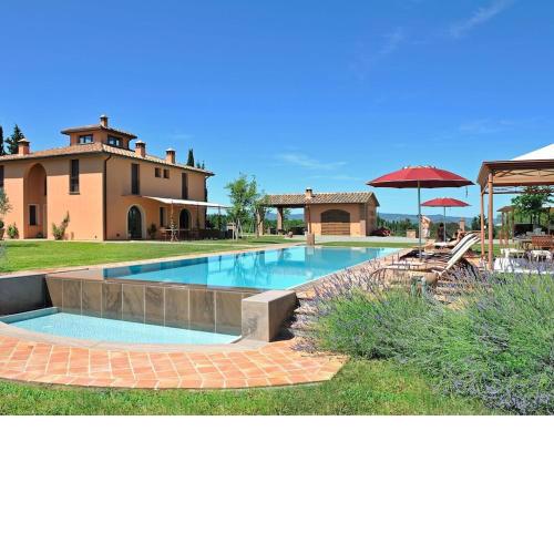 Pleasant villa in Peccioli with private swimming pool