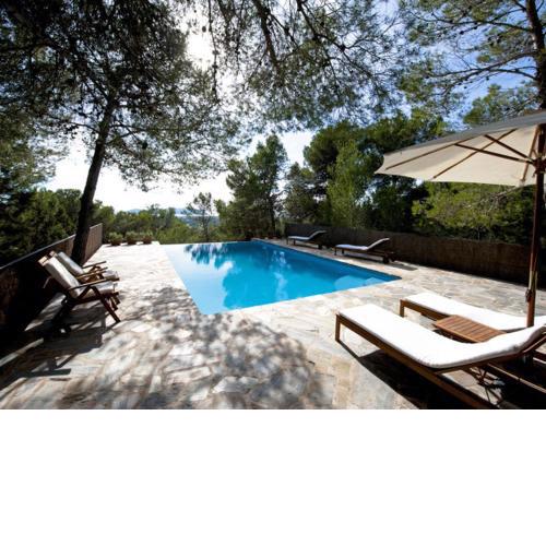 Pleasant villa in San Jordi de ses Salines with pool